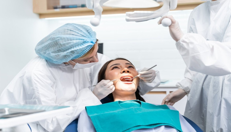 Ağızdaki gizli tehdit! Tedavi edilmezse sağlığı tehlikeye atıyor