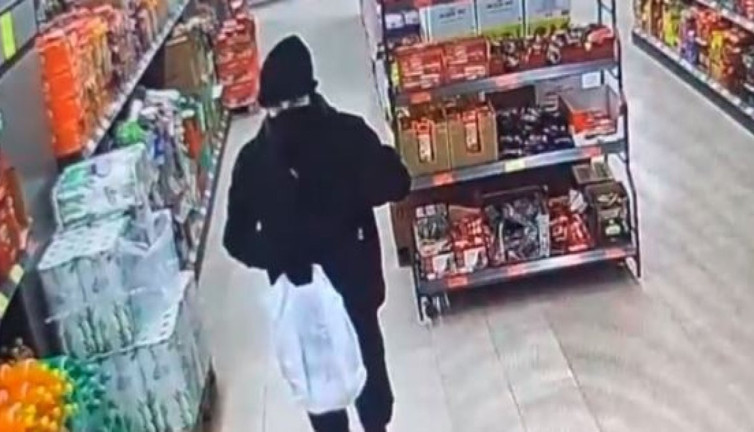 200 bin TL'yi gasp etti parayı kumara yatırdı