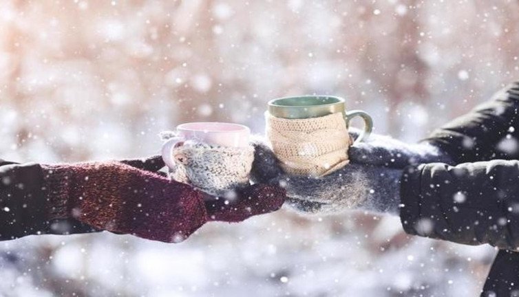 Kış aylarında sıcak kalmak için hangi yiyecekleri tüketmelisiniz? Soğuk hava koşullarında konforlu kalmanın yolları