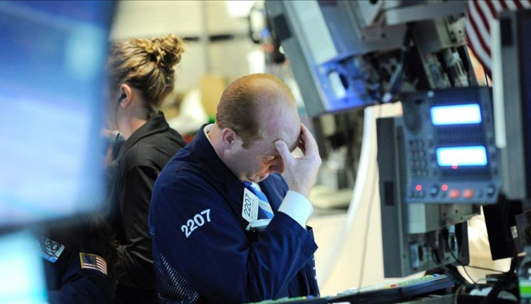 New York borsası karışık başladı: Çin ve ABD’nin ek tarife hamleleri piyasaları etkiledi