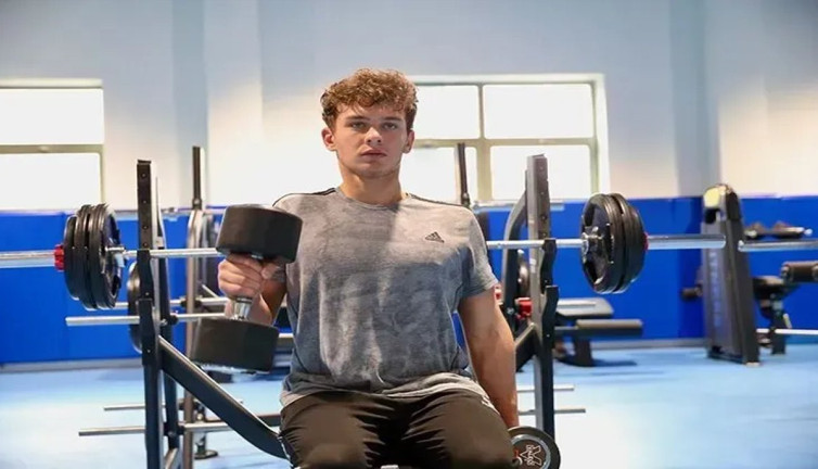 Çığda ikizini kaybeden milli judocu Yunus Yazgan kardeşi için yarışacak