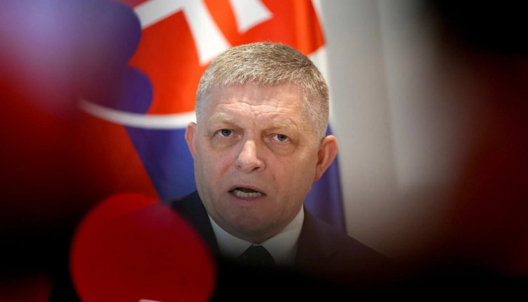 Slovakya’da hükümet krizi: Fico’ya güvenoyu resti