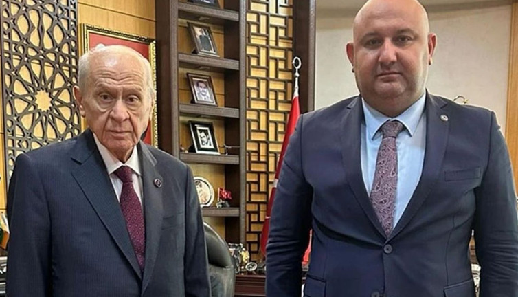 MHP'de sürpriz istifa! Antalya İl Başkanı Onur Temel istifa etti