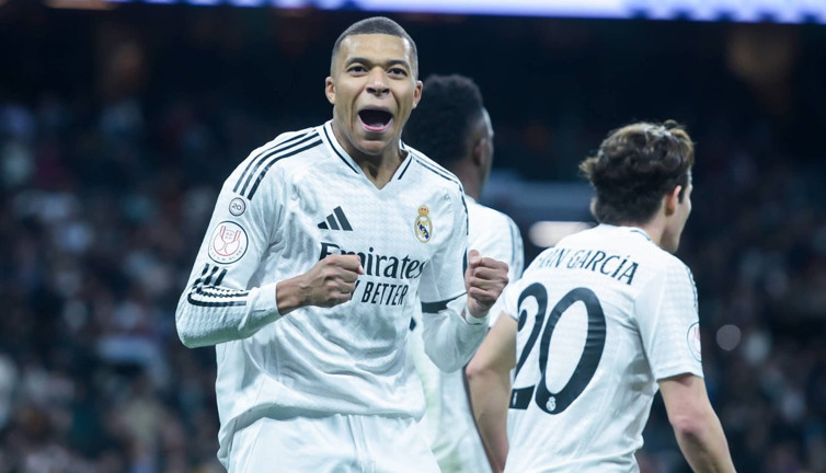 Bernabéu'da Mbappe şov: Real Madrid, La Liga'nın zirvesine çıktı