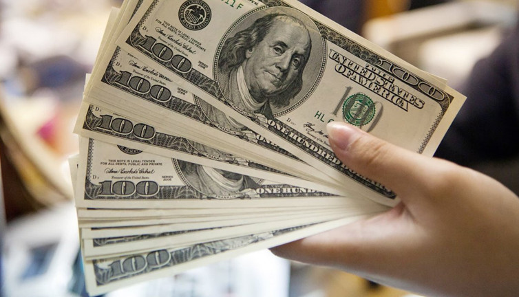 Ünlü ekonomist doların bomba gibi patlayacağı tarihi açıkladı. Paçalar tutuşacak