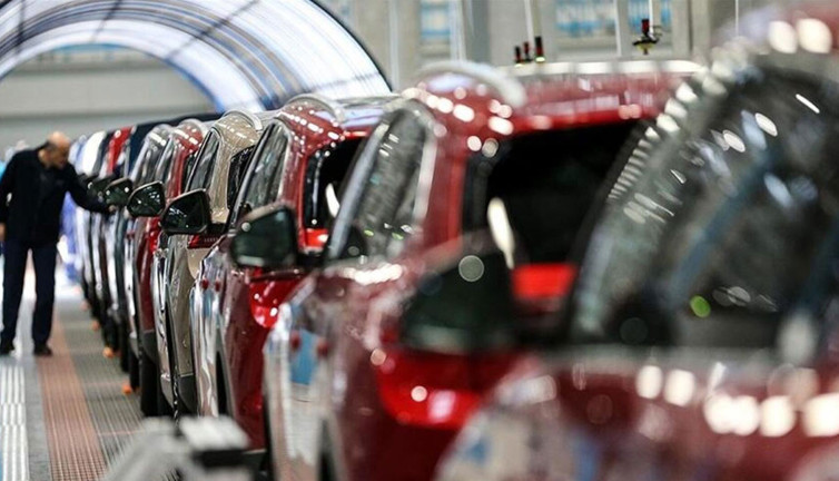 Araç alacaklar dikkat! Taşıt kredilerinde faiz indirimi beklentisi! Faizler ne zaman düşer?