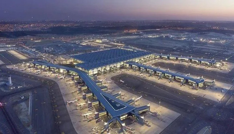 İstanbul Havalimanı uçuş sayısıyla üç yıldır Avrupa'nın zirvesinde bulunuyor