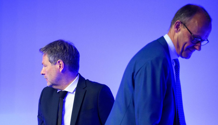 Almanya'da göç politakası tartışmaları genişliyor: Habeck, Merz'e sert çıktı