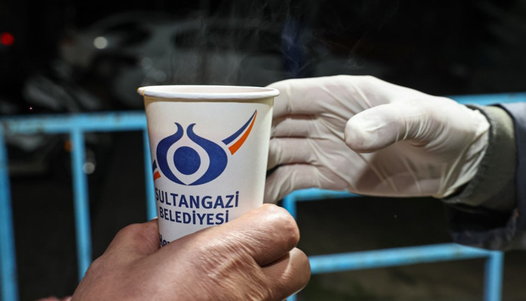 Sultangazi Belediyesi’nden sıcak çorba ikramı