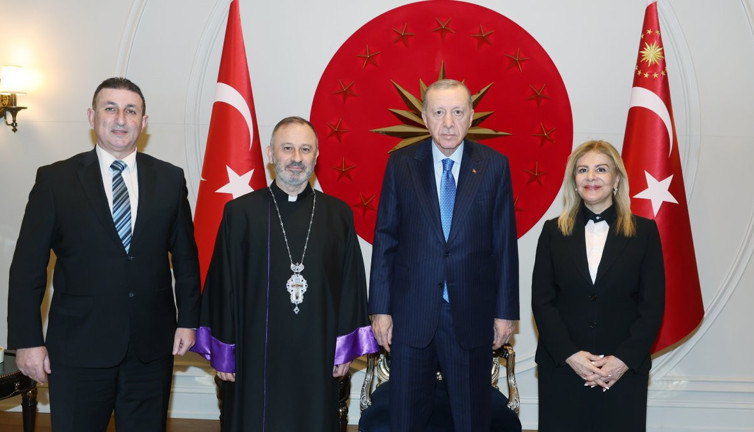 Cumhurbaşkanı Erdoğan, Vartan Kerabaydzar Kirakos Kazancıyan'ı kabul etti