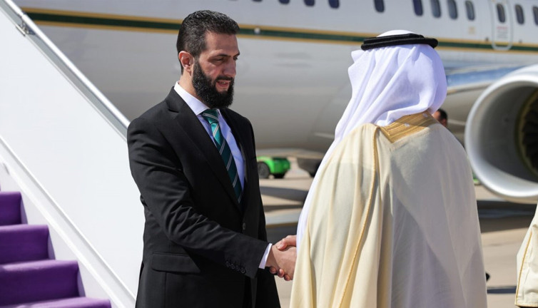 Ahmed Şara'nın ilk yurt dışı ziyareti Suudi Arabistan'a: Veliaht Prens ile görüşecek