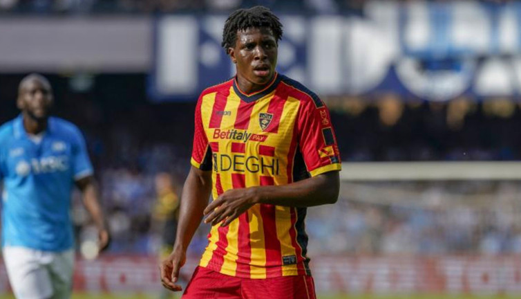 Manchester United, Lecce'den Danimarkalı Patrick Dorgu'yu transfer etti