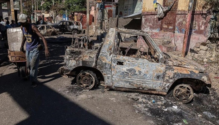 Haiti'de kabus gibi gece: 50 kişi hayatını kaybetti