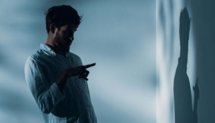 Şizofreni erkeklerde daha erken başlıyor! İşte bilimsel veriler ve uzman görüşler