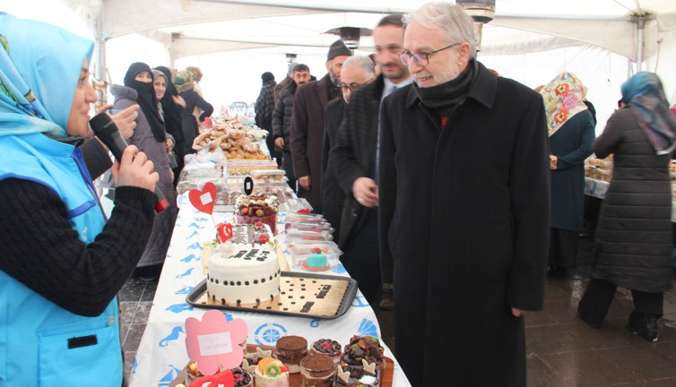 Erzurumlular hayırda buluştu