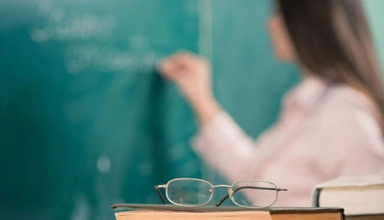 MEB'in ek ders ücretlerine yeni düzenleme!