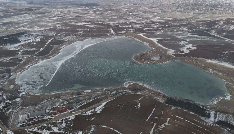Sivas'ta Sibirya soğukları dondurdu!