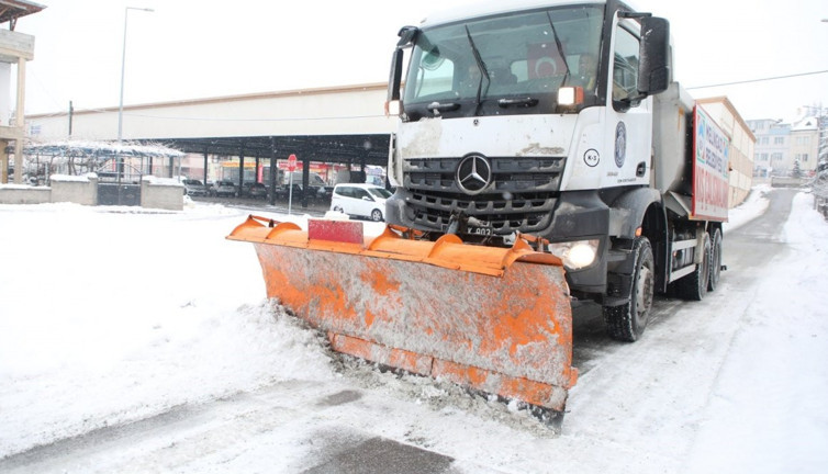 Kayseri'de kar mesaisi