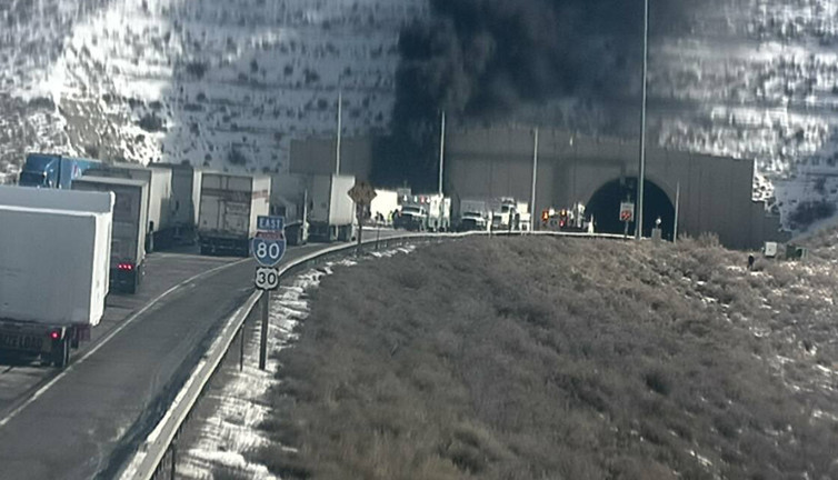 Feci kaza nedeniyle tünel süresiz kapatıldı