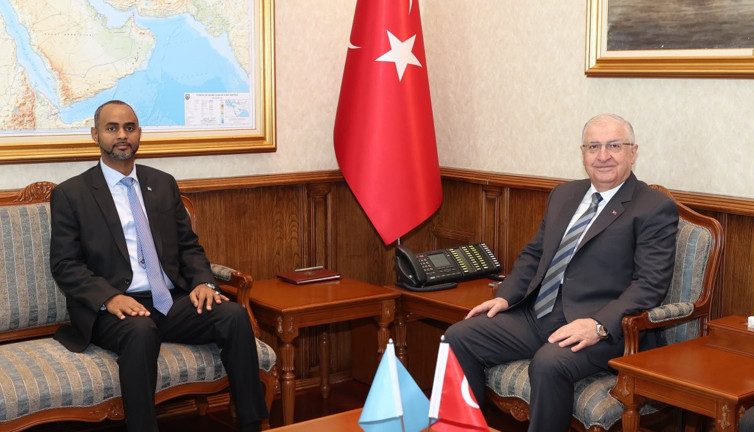 Milli Savunma Bakanı Güler, Somalili mevkidaşı Nur ile görüştü