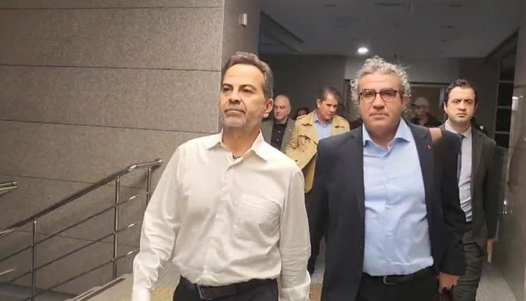 Nasuh Mahruki'ye verilen ceza belli oldu!