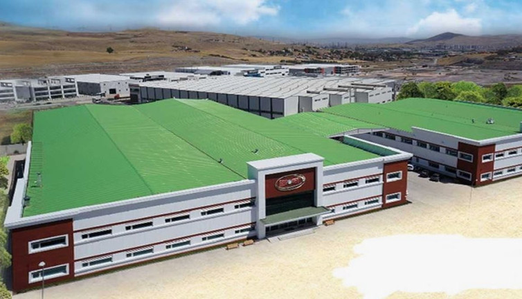 Türkiye'nin 65 yıllık gıda devi ifşalandı. Tanıtımında Pınar Altuğ da oynamıştı. Marketlerde yok satıyor