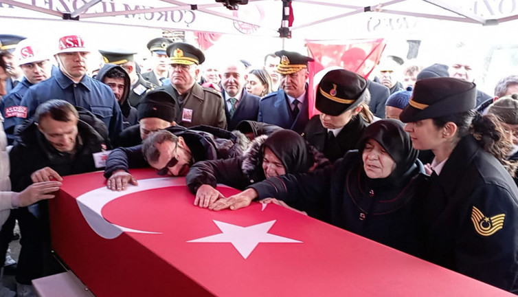Şehidin cenazesinde gözyaşları sel oldu