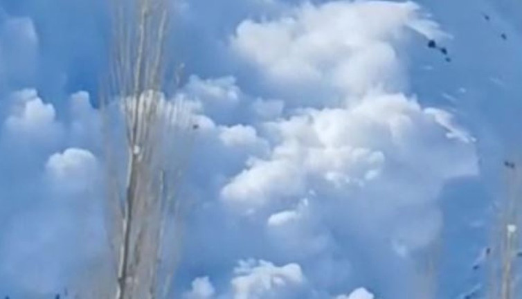 Düşen çığ görüntülendi