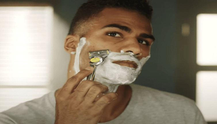 Traş yaparken nelere dikkat etmeli? Önlem alınmazsa kıl dönmesi oluyor