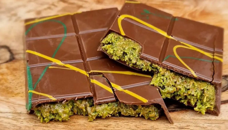 Dubai çikolatasında büyüt tehlike. Marketlerden, bakkallardan, büfelerden, toplatılıyor