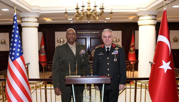 Genelkurmay Başkanı Orgeneral Gürak, ABD Afrika Komutanlığı Komutanı Orgeneral Langley ile görüştü