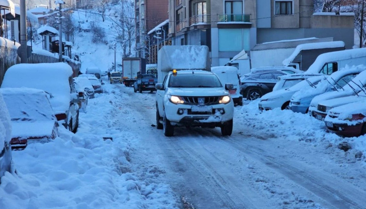 Zonguldak'ta buzlu yol sonunu getirdi! 97 yaşındaki adamdan acı haber