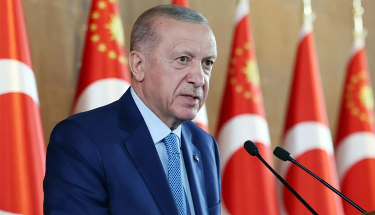 Erdoğan, Hocalı Katliamı'nda yaşamını kaybedenleri andı