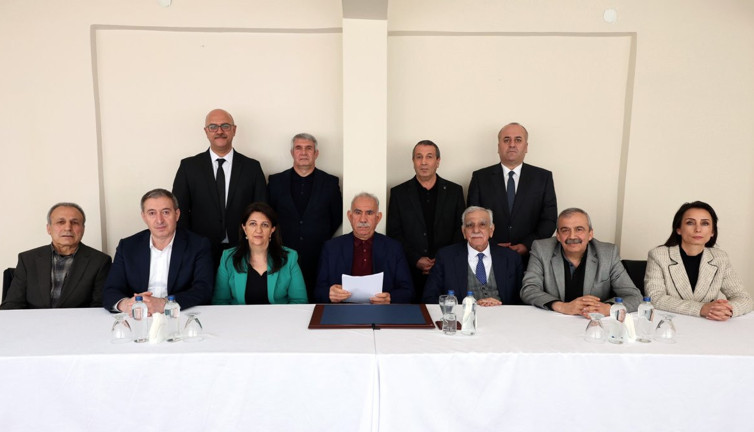 Teröristbaşı Öcalan'ın PKK çağrısı sonrası flaş iddia!