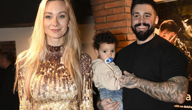 Ünlü çift boşandıktan 5 yıl sonra bir araya geldi