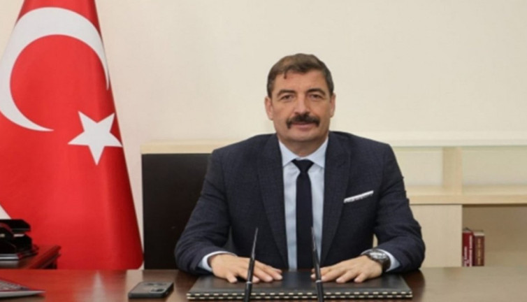 Belediye başkanı görevine iade edildi