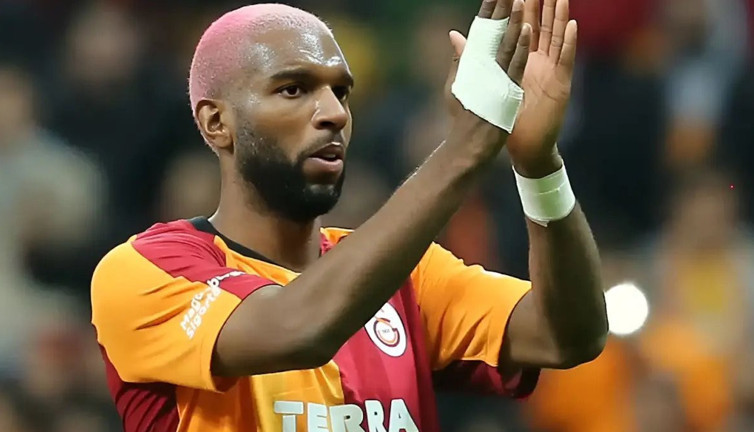Ryan Babel'den Galatasaray ve Fenerbahçe'ye şok sözler