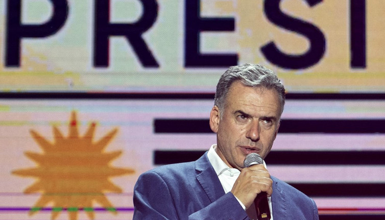 Uruguay'da devlet başkanı seçilen Orsi, yemin ederek göreve başladı