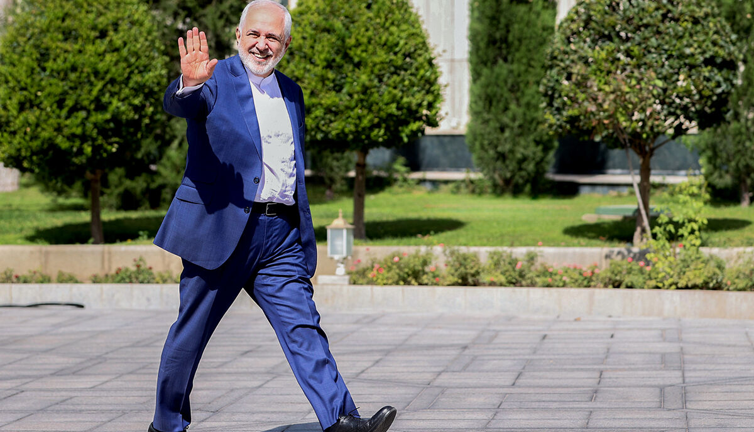 İran’da Cumhurbaşkanı Yardımcısı Cevad Zarif görevinden istifa etti
