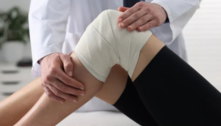 Diz yaralanmalarında yeni dönem! Uzmanlardan iyileşme rehberi