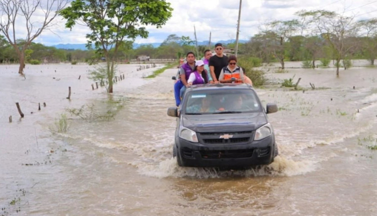 Ekvador'un güneyinde sel felaketi: San Roque Nehri taştı: 2 ölü, 81 yaralı