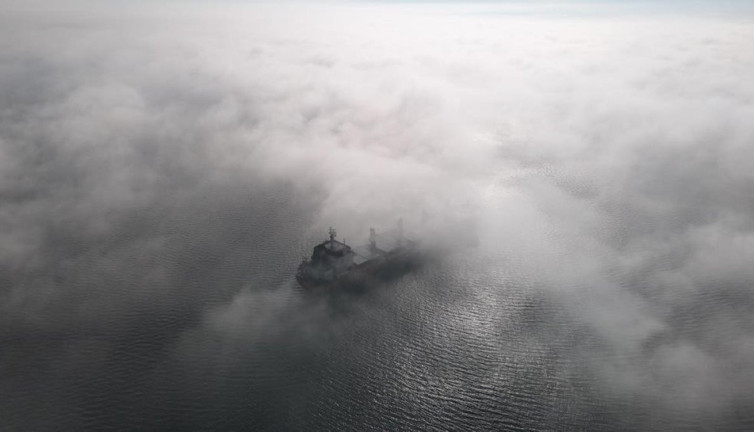 İzmit Körfezi’nde kartpostallık manzara! Görenleri adeta büyüledi