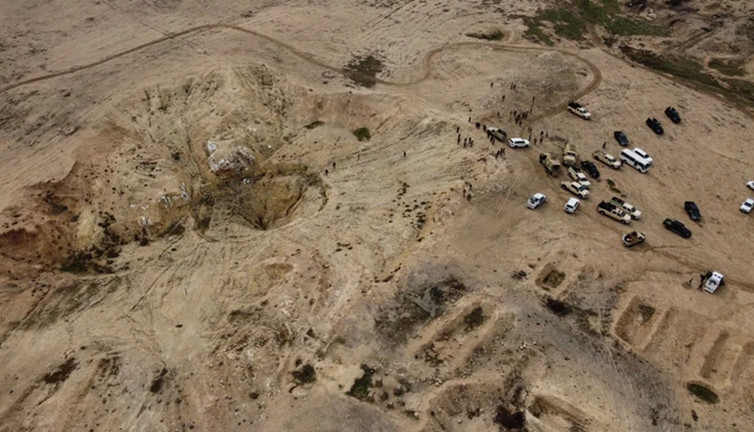 IŞİD'in ölüm çukuru! İçinde 2 binden fazla kişi var
