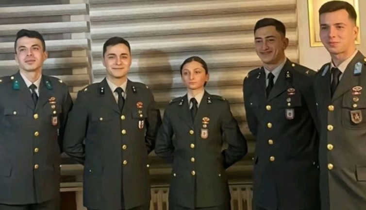 Teğmenlerin komutanı ile ilgili şok iddia!