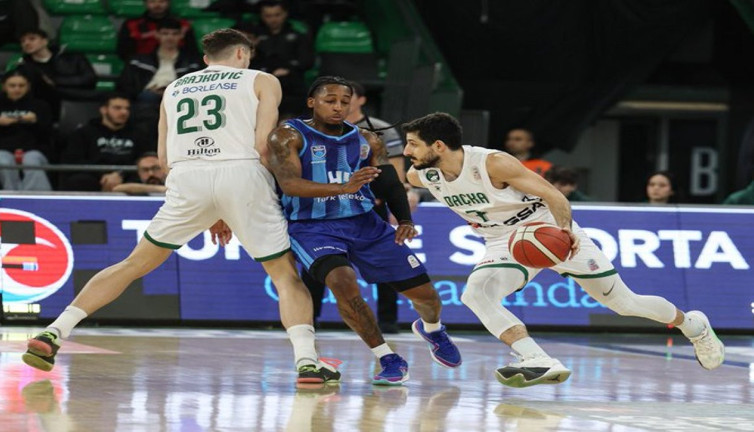 Darüşşafaka, Türk Telekom'u farklı geçti