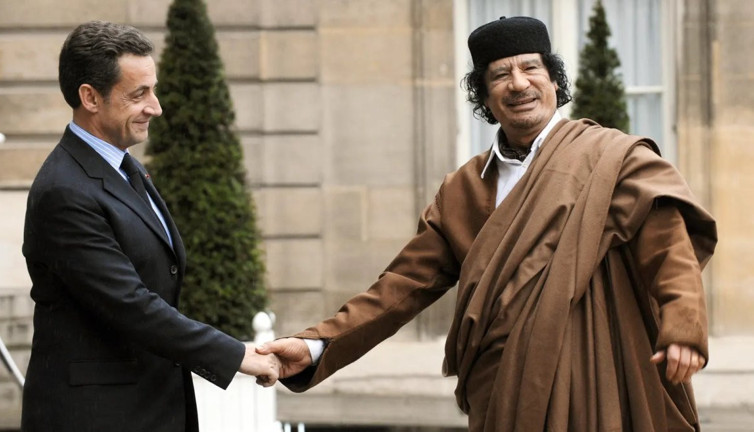 Fransa'da seçim davası sürüyor: Sarkozy iddiaları reddediyor