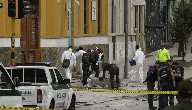 Kolombiya'da bombalı saldırı: 5 asker öldü