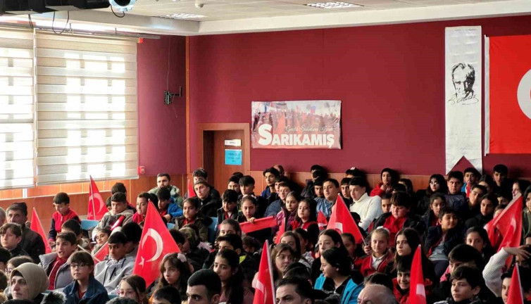 Sarıkamış’ta İstiklal Marşı etkinliği