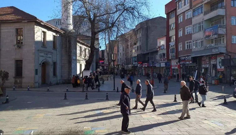 Mart kapıdan baktırmadı! Türkiye’nin en sıcak ili oldu