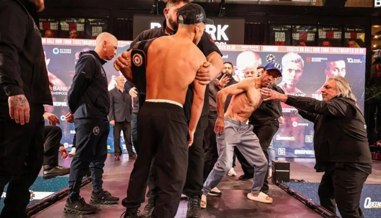 TJ Doheny ile Nick Ball arasında müsabaka öncesi gerginlik